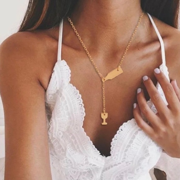 Wine 🍷 Glass Necklace - Picture 3 of 8